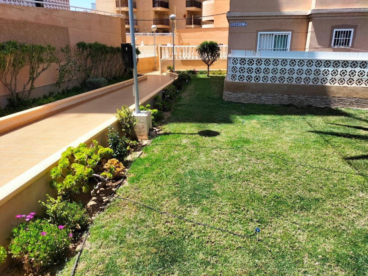 Lomas Del Mar Torrevieja Sobre El Mediterraneo エクステリア 写真